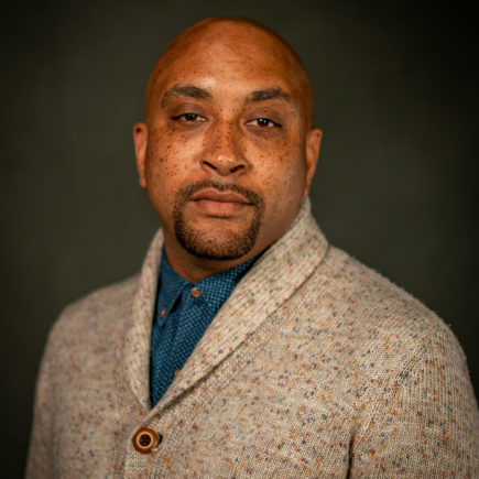 Head shot of Lecturer of Interdisciplinary Studies, Derric Carter